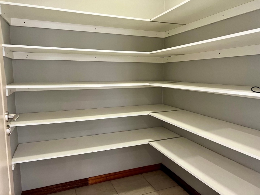 2 Bedroom Property for Sale in Xanadu North West